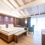 Lenzerhorn - Alpine Stay, Spa&savour 4* Lenzerheide/Lai