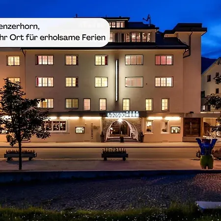 Lenzerhorn - Alpine Stay, & Savour