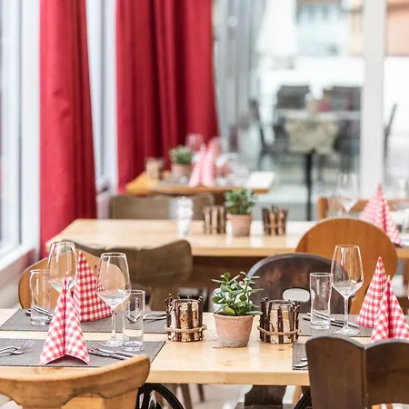 Lenzerhorn - Alpine Stay, & Savour Hotel Lenzerheide
