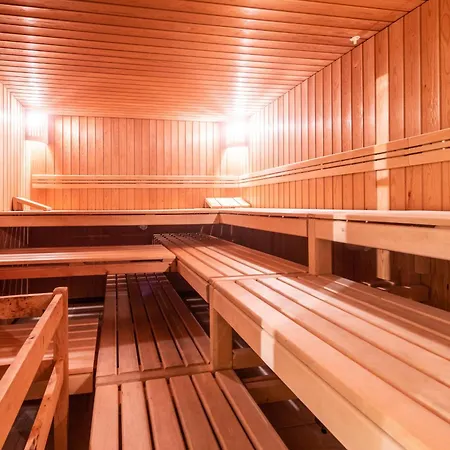 Hotel Lenzerhorn - Alpine Stay, & Savour