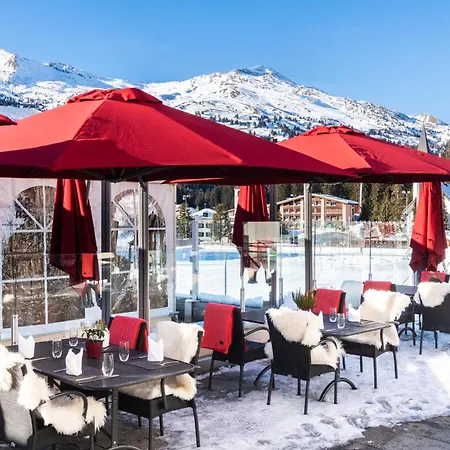 Hotel Lenzerhorn 4*