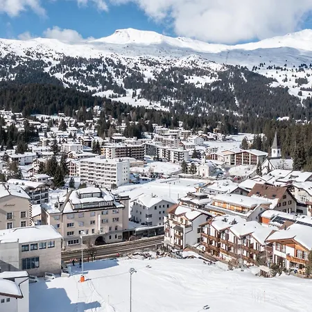 Hotel Lenzerhorn