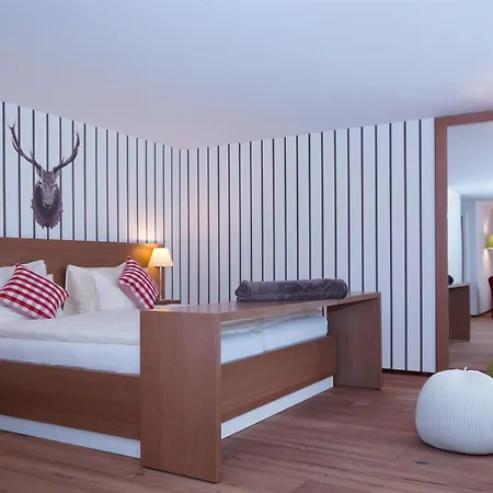 Lenzerhorn - Alpine Stay, & Savour ホテル レンツァーハイデ