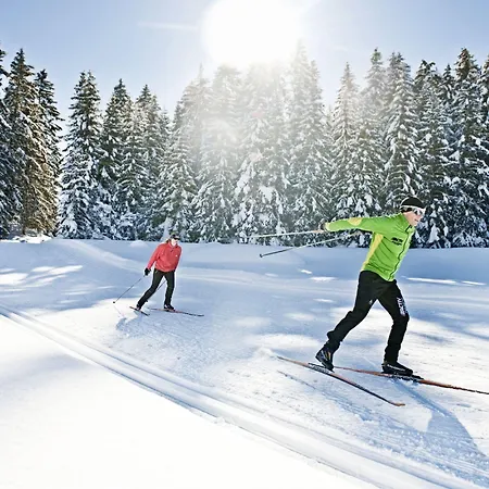 Lenzerhorn - Alpine Stay, & Savour ホテル レンツァーハイデ
