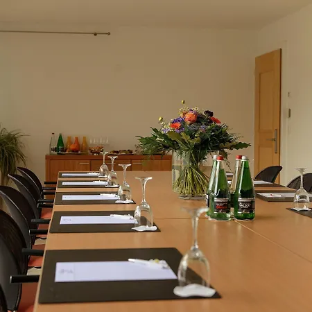 Lenzerhorn - Alpine Stay, & Savour Hotel 4*