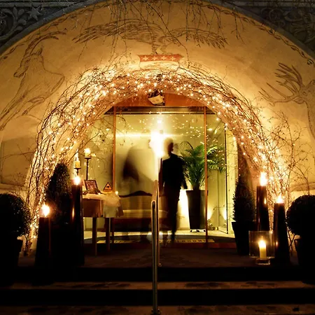 Lenzerhorn - Alpine Stay, & Savour