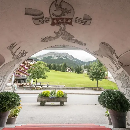 Lenzerhorn - Alpine Stay, & Savour Hotel 4*