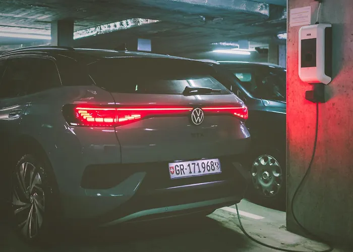 Lenzerhorn - Alpine Stay, & Savour Szálloda 4*