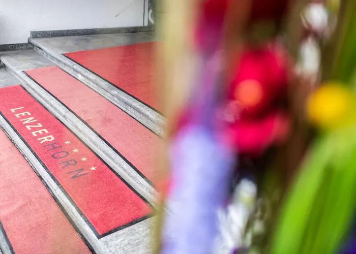 Lenzerhorn - Alpine Stay, & Savour Szálloda