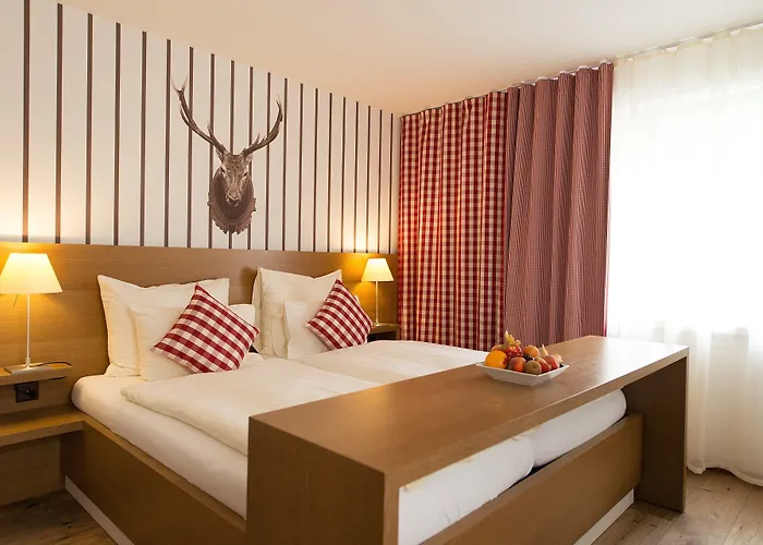 Lenzerhorn - Alpine Stay, & Savour Lenzerheide