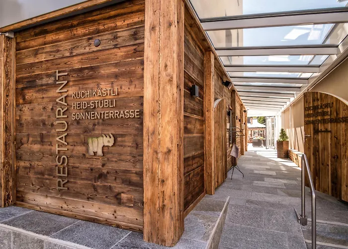 Lenzerhorn - Alpine Stay, & Savour Szálloda