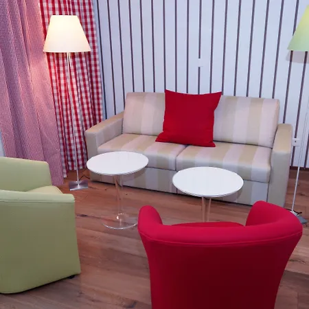 Lenzerhorn - Alpine Stay, & Savour מלון לנזרהיידה