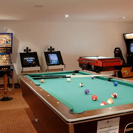 Lenzerhorn - Alpine Stay, & Savour מלון 4*