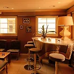 Hotell Lenzerhorn - Alpine Stay, & Savour